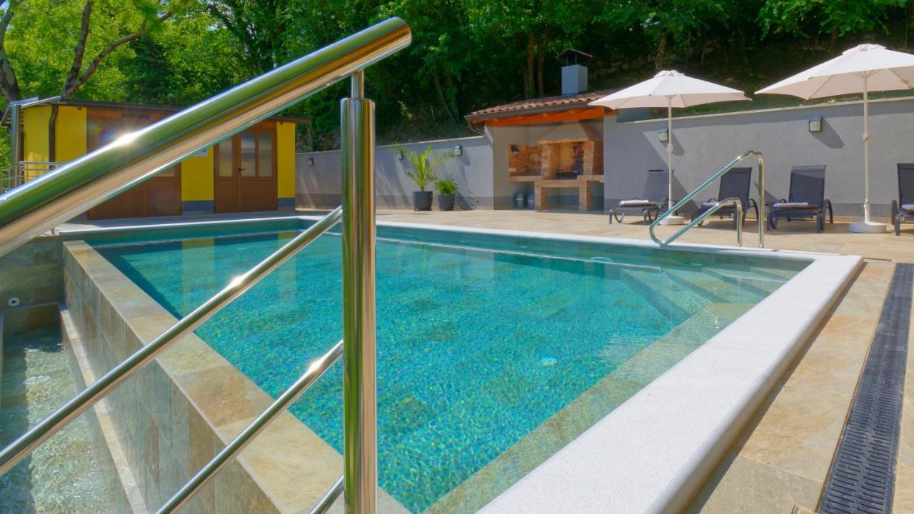 Casa Valla By Rent Istria Buzet Exterior photo